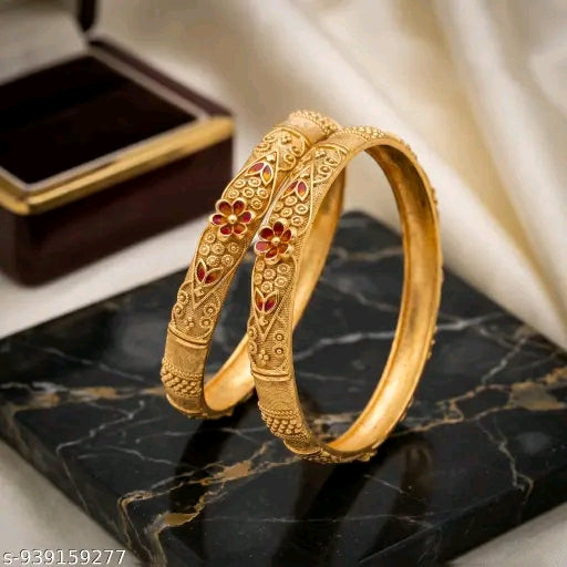 Shimmering Elegant Bracelet & Bangles